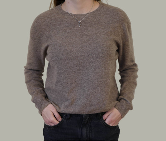 Cashmere crew neck sweater